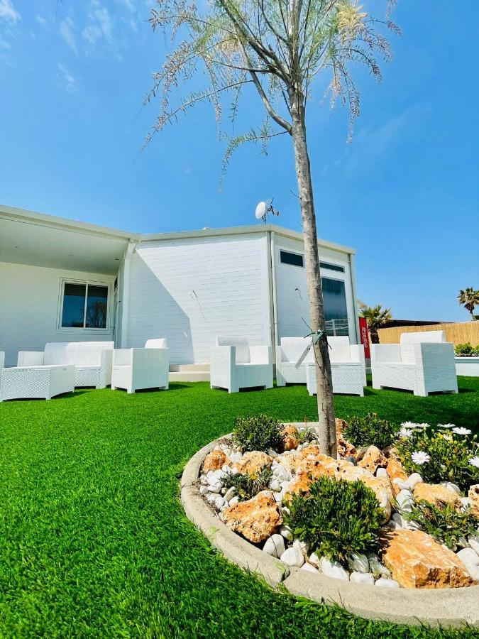 Aurora Beach & Suite Margherita Di Savoia Exterior photo
