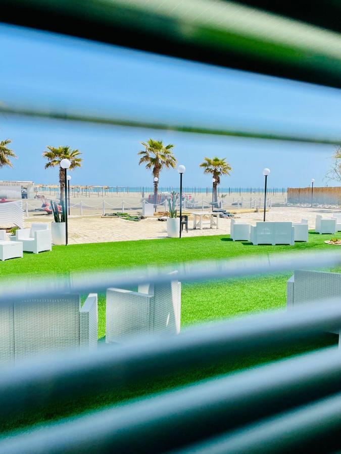 Aurora Beach & Suite Margherita Di Savoia Exterior photo