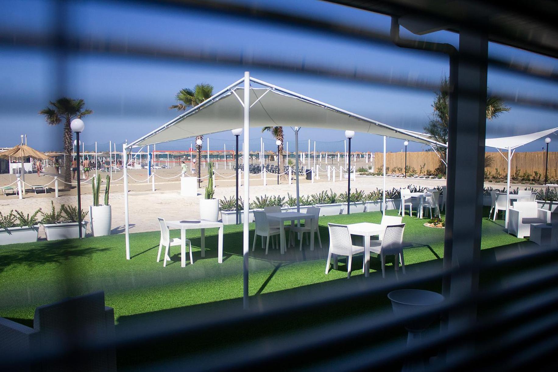 Aurora Beach & Suite Margherita Di Savoia Exterior photo